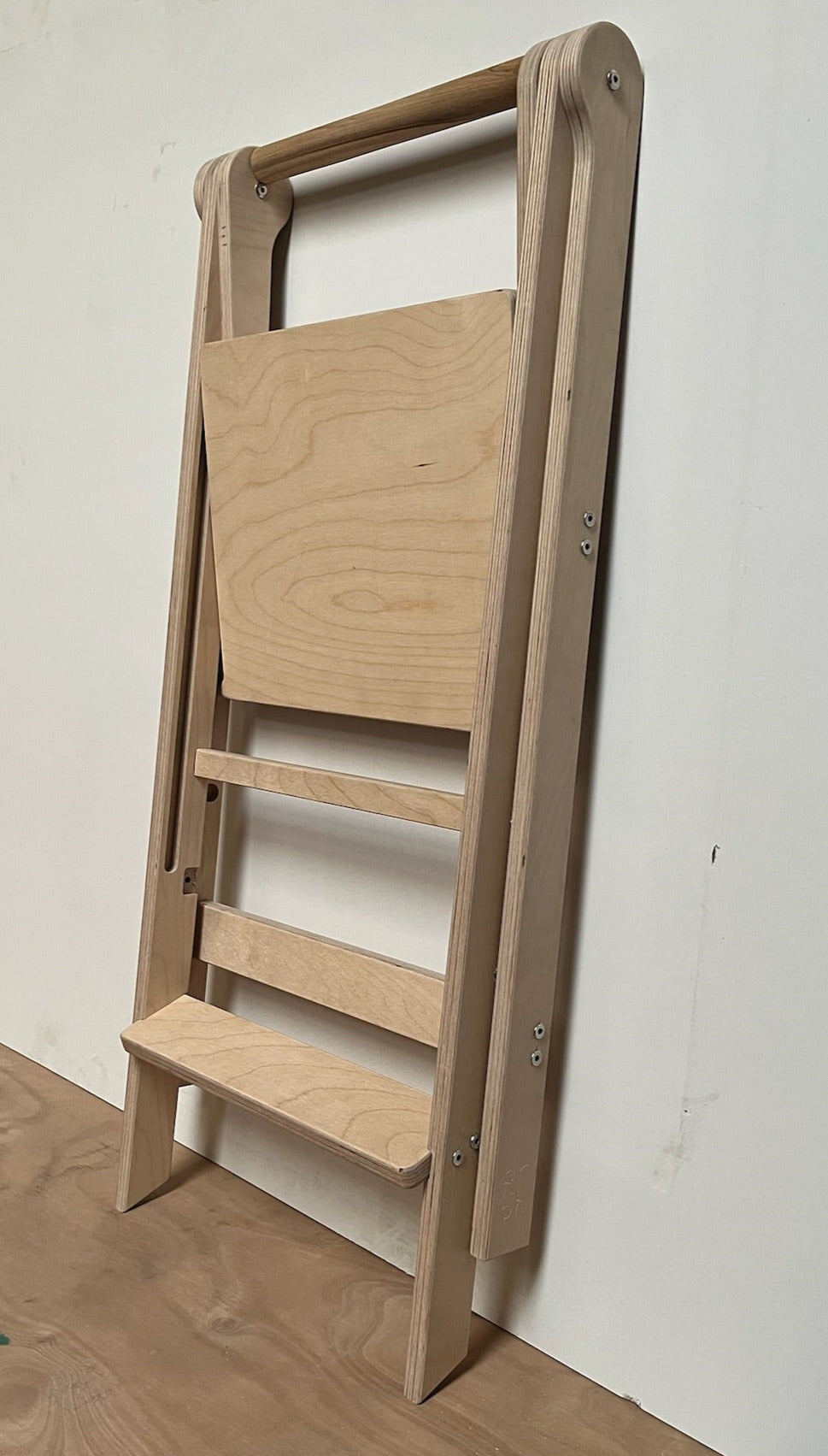 Learning Tower | Kitchen Helper